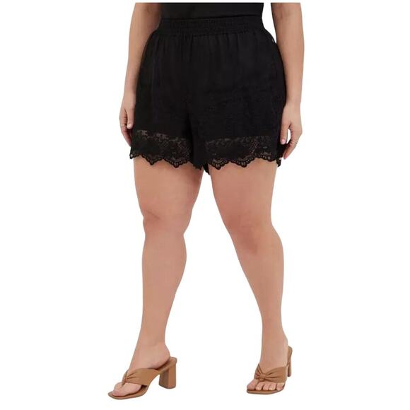 Torrid Pull-On Stretch Mesh Mid-Rise Short Womens Sz 1 1X Black Lace Embroidered - Picture 2 of 7